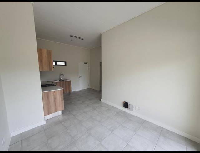 1 BEDROOM PROPERTY TO RENT IN GREENBAY ECO ESTATE